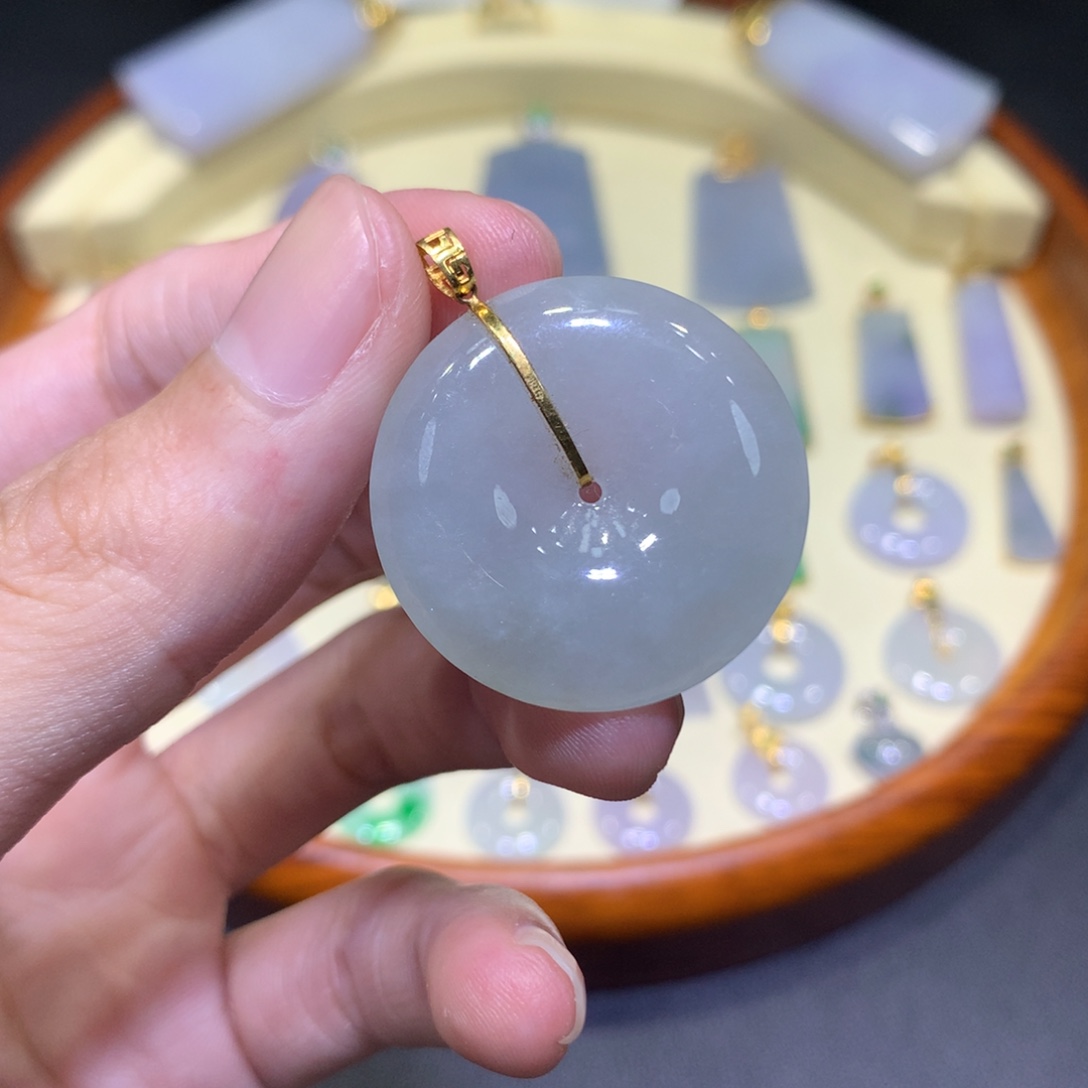 翡翠18K金镶嵌吊坠(不含链)