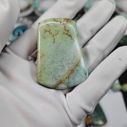 绿松石吊坠(不含链)未镶嵌不***神