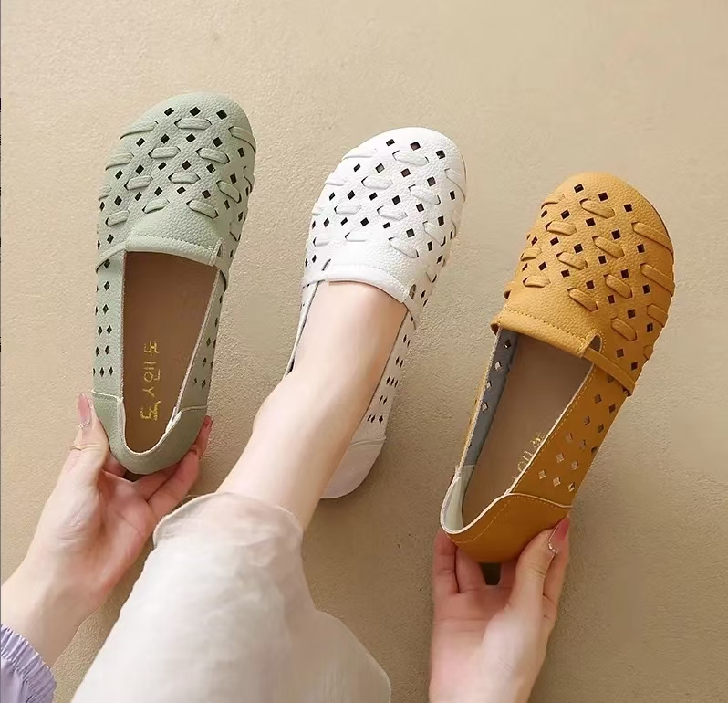 DF夏季新款平底牛筋软底脚蹬洞洞鞋女透气镂空软底舒适妈妈单鞋7