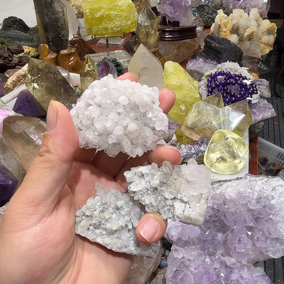 用***惠大型摆件（非配饰）未镶嵌水晶