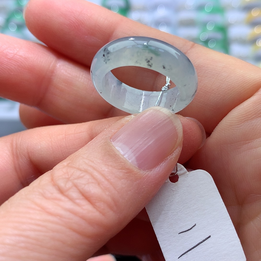 翡翠戒指未镶嵌11号