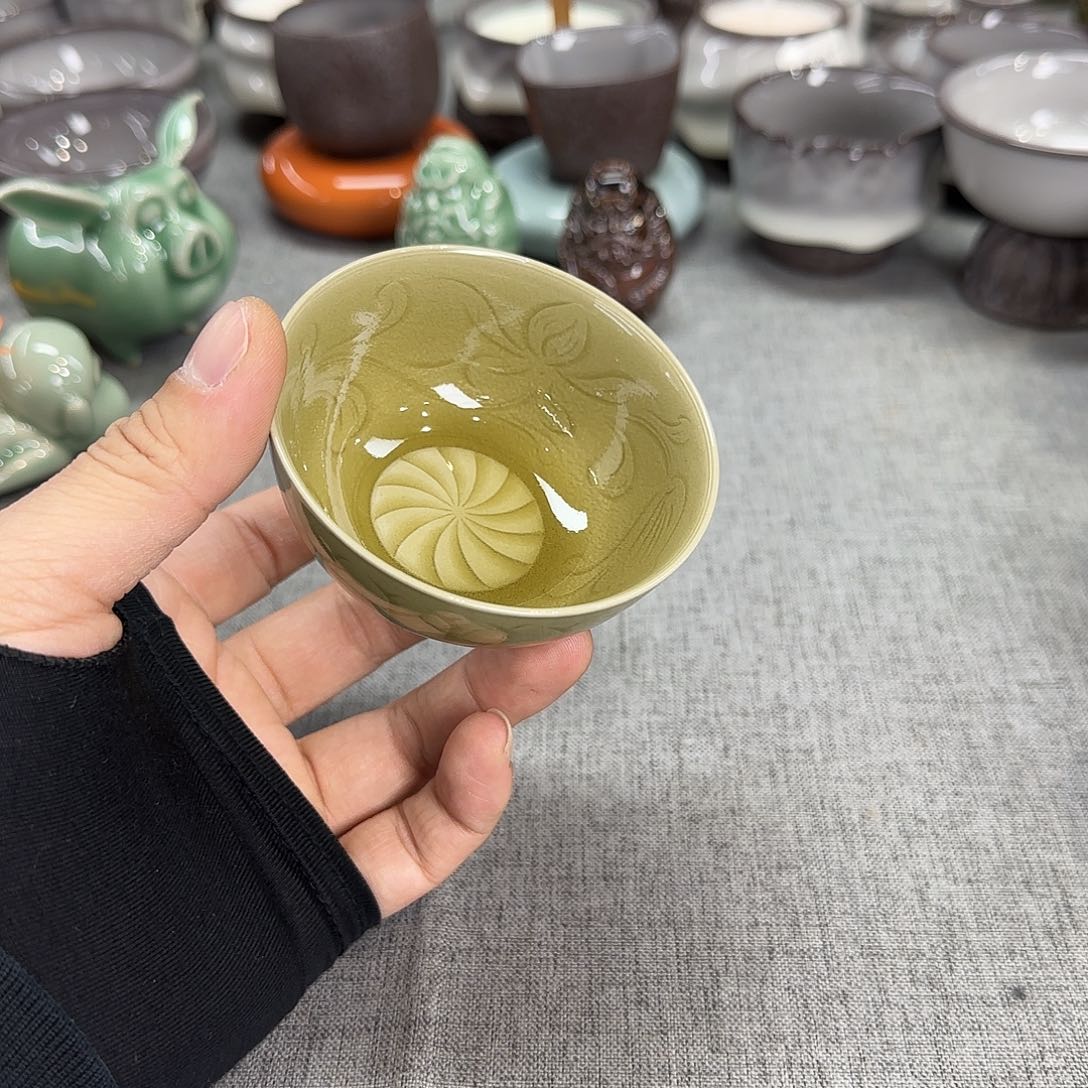 奶****茶器黄先生 正在直播