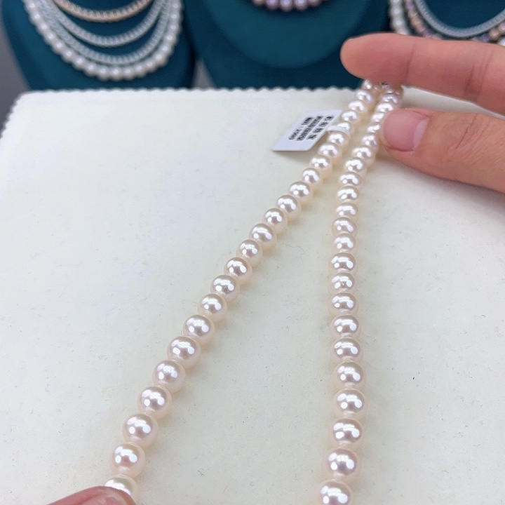 淡水珍珠颈饰未镶嵌卡8炫彩高品