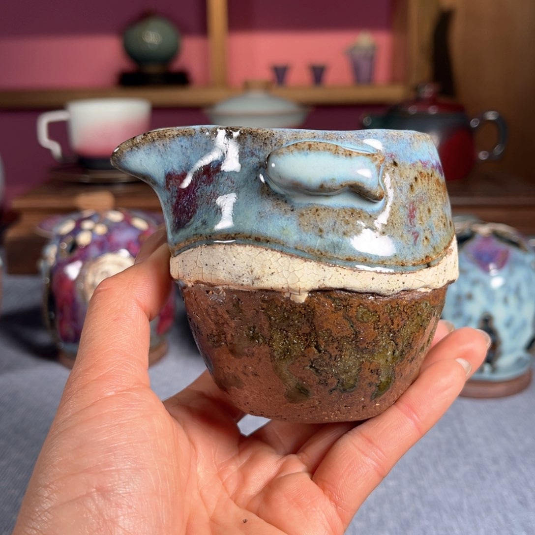 壶纯手工制作工艺精湛6