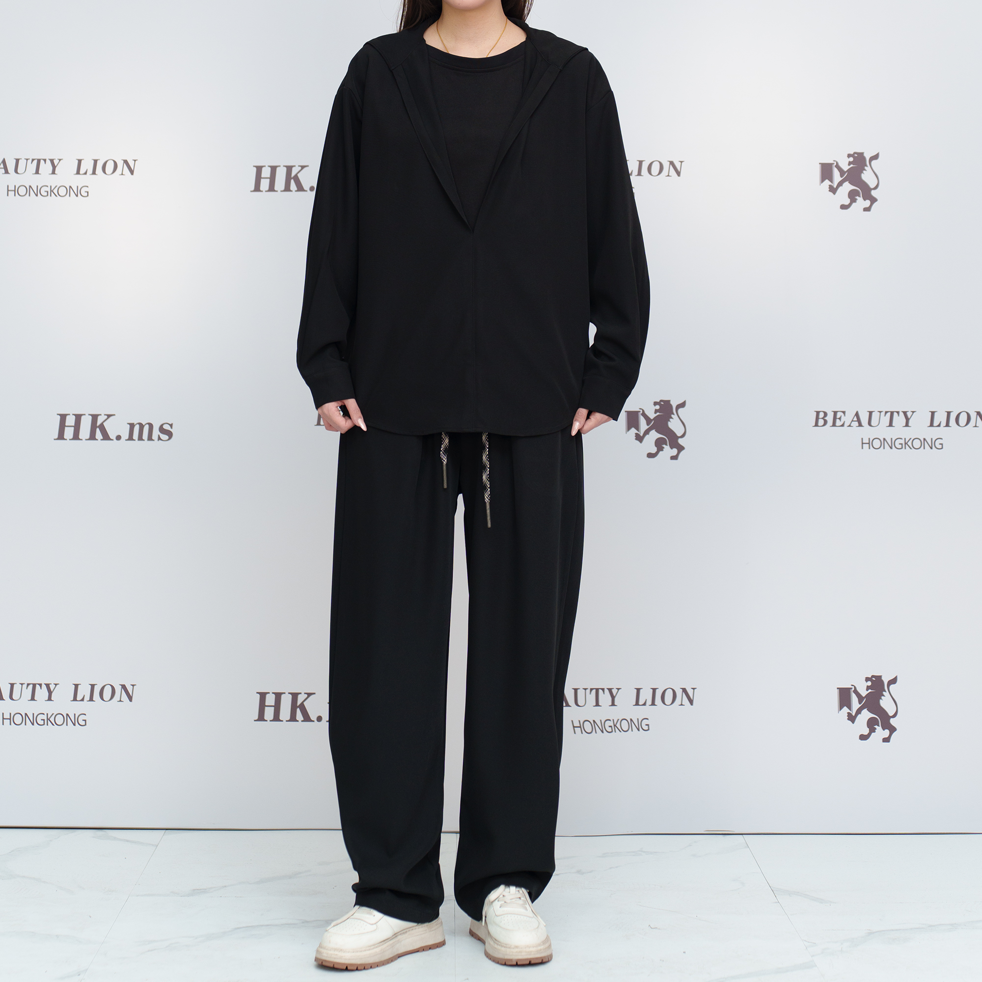 2025H·K美狮潮牌时尚秋季休闲风潮流纯色假两件连帽时尚百搭套装