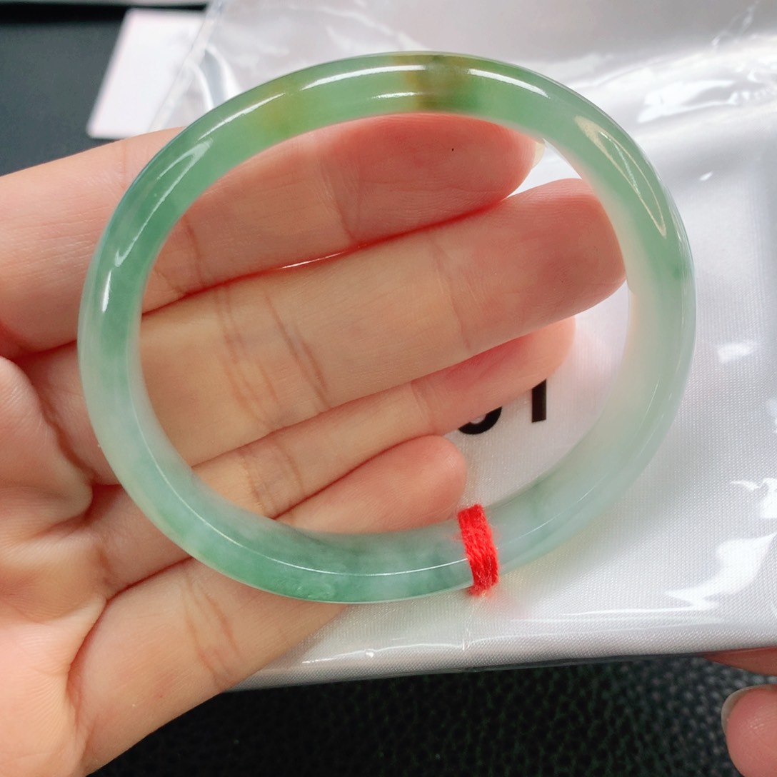 未镶嵌手镯翡翠54贵妃
