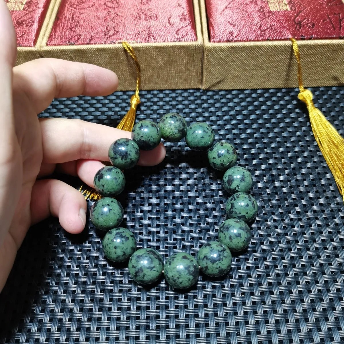 非金属布艺手链 藏玉药王石能量养身精品1.6手串手链多样性发货