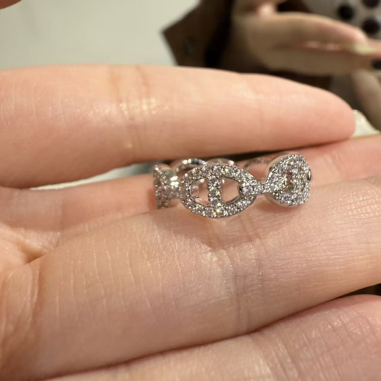 铜合金戒指 链环戒指女款指环情侣时尚气质氛围感配饰 JX285