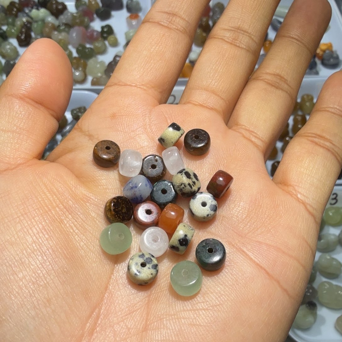 和田玉未镶嵌珠宝奇石