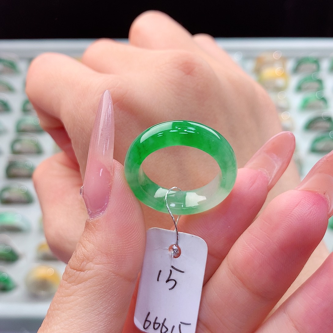翡翠戒指未镶嵌15号