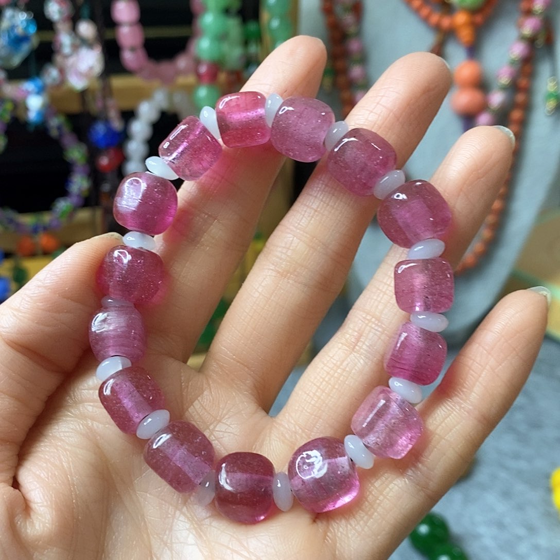 琉璃颈饰476870809000009