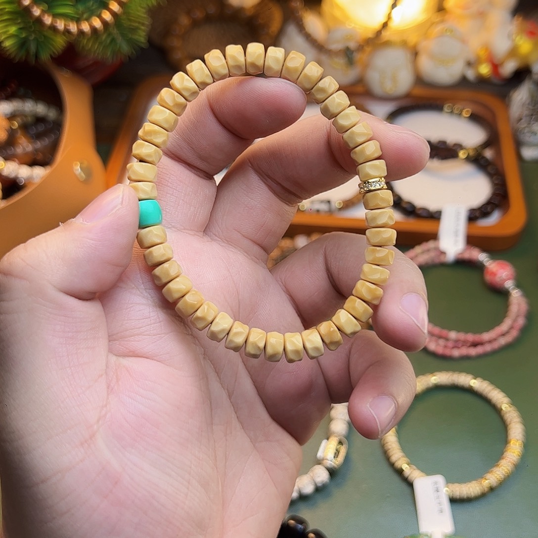 菩提根/象牙果手串龙脊