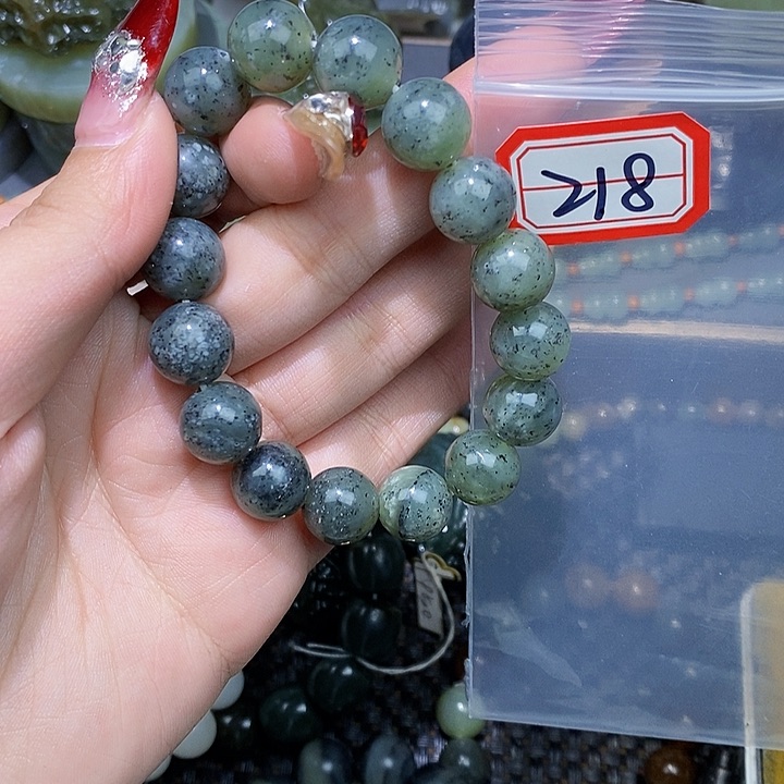 和田玉和田玉边角料随机发未镶嵌