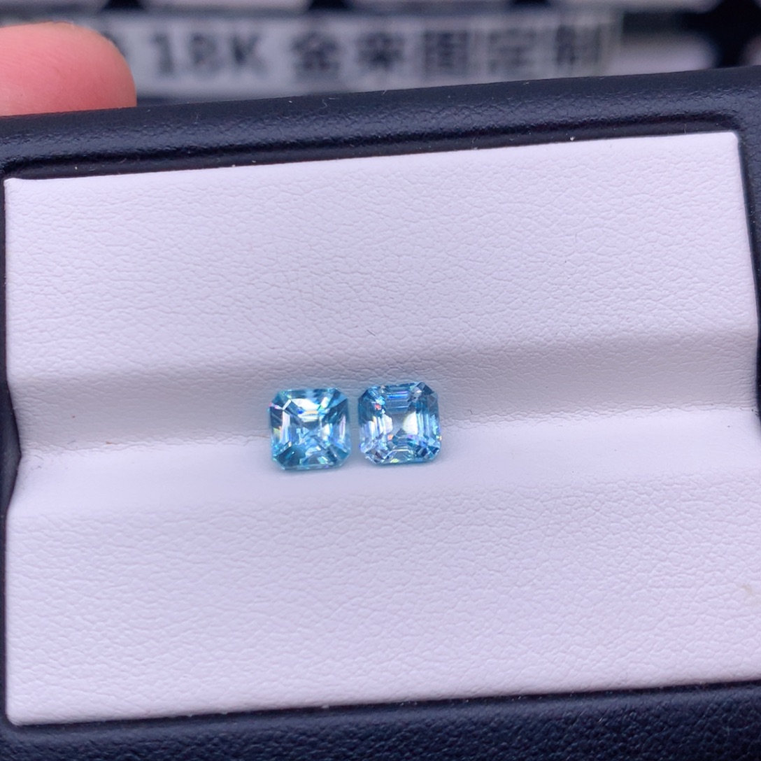 天然锆石未镶嵌风信子裸石2颗共2.83克拉