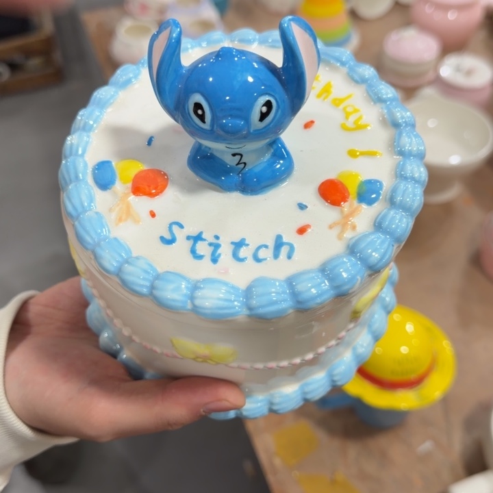 正版 釉下彩陶瓷工艺品