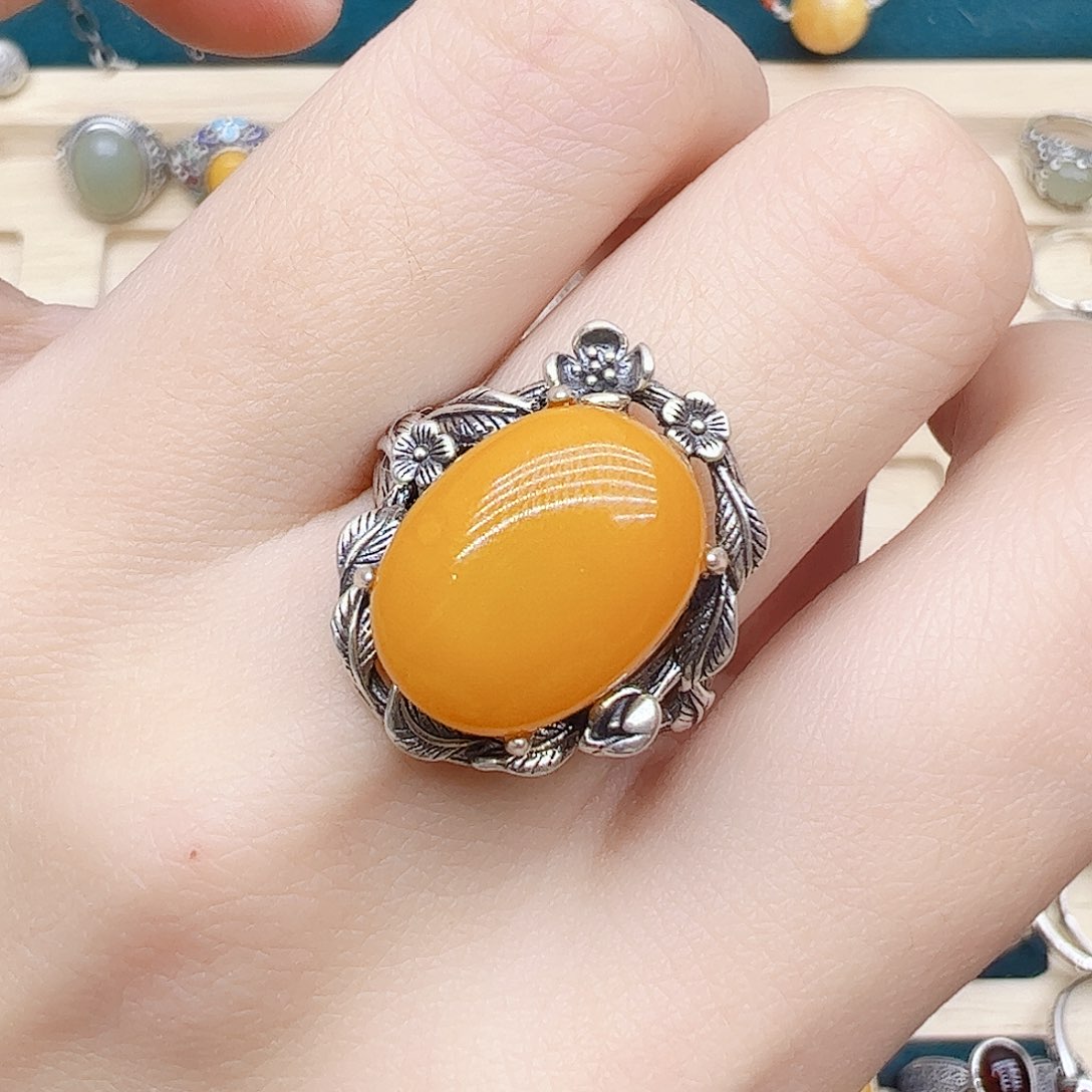 蜜蜡戒指银S925镶嵌，