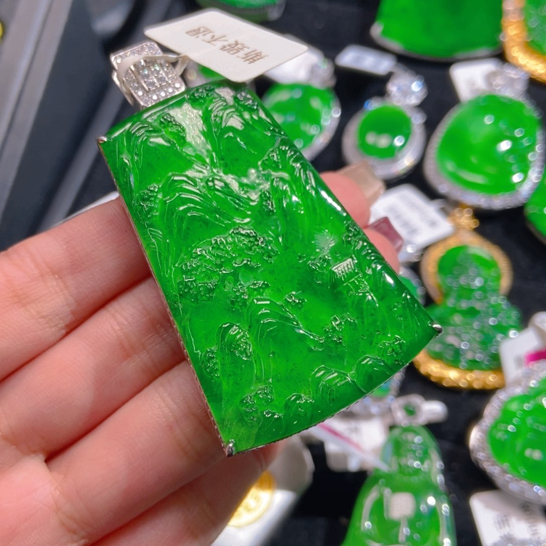 翡翠吊坠(不含链)未镶嵌