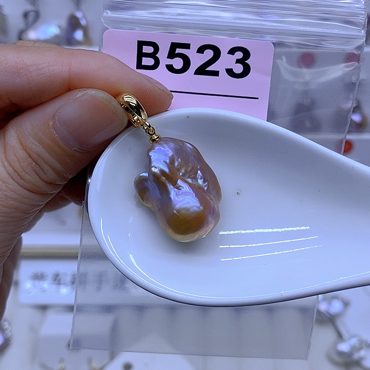 颈饰未镶嵌淡水珍珠