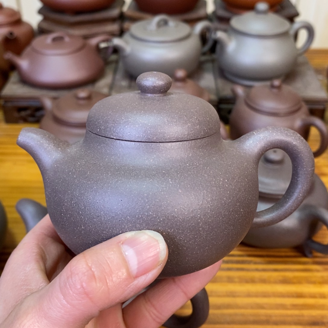 紫砂茶壶v v h j j k k k k k