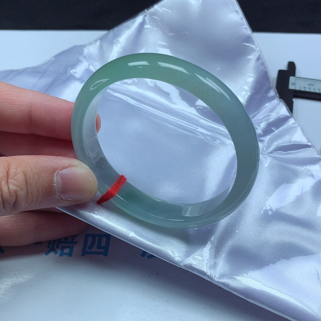 翡翠手镯未镶嵌55贵妃