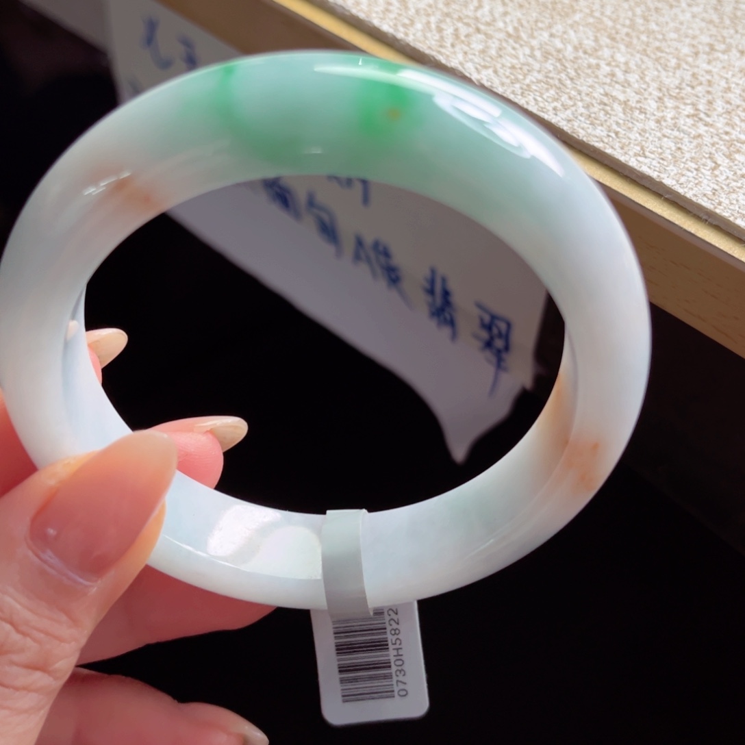 翡翠未镶嵌手镯手镯