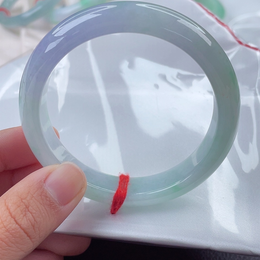 翡翠手镯未镶嵌55.8圈