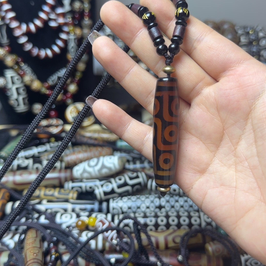 玛瑙/玉髓合金颈饰