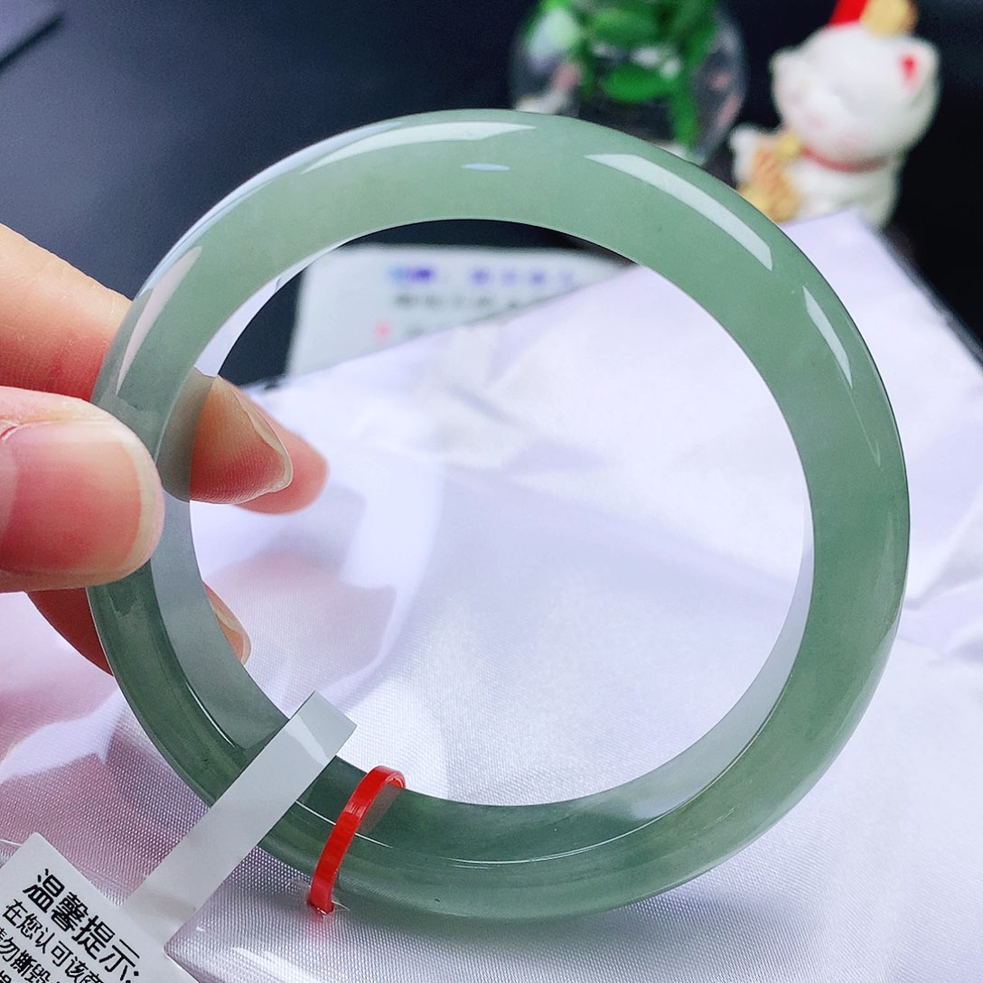 未镶嵌手镯翡翠55圈