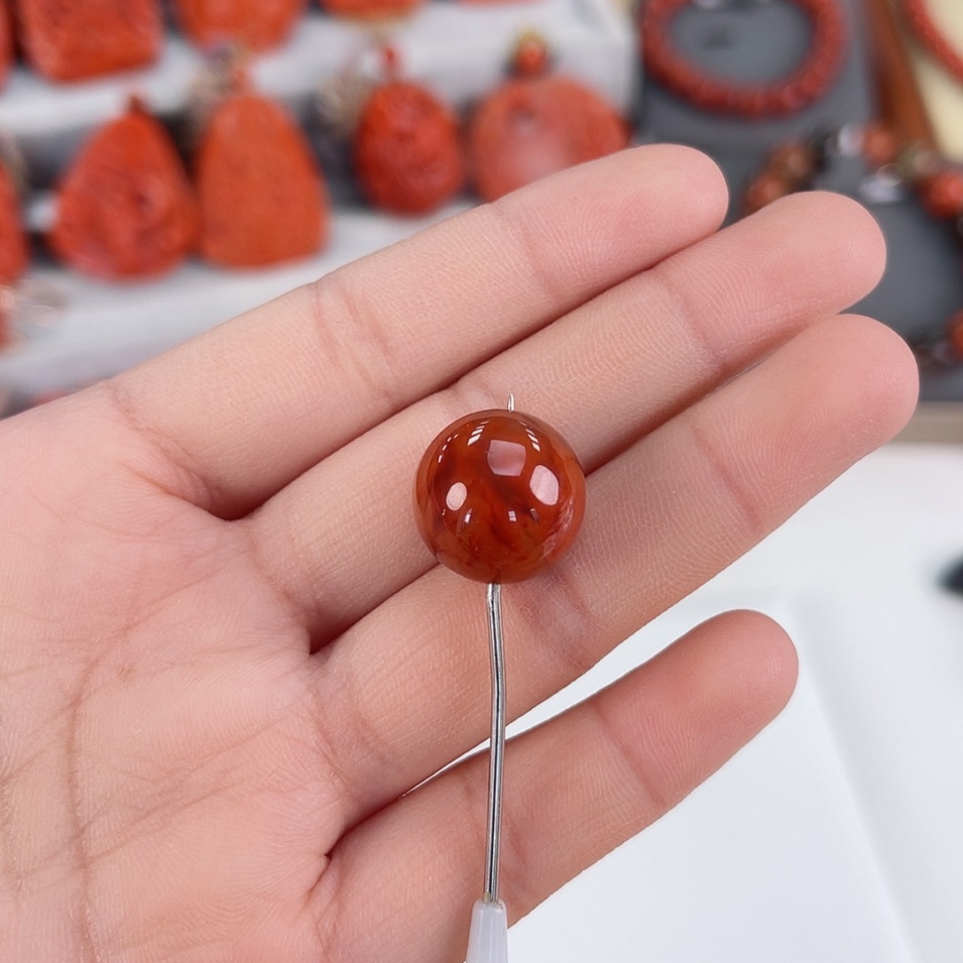 南红玛瑙川料牛血红单珠15未镶嵌