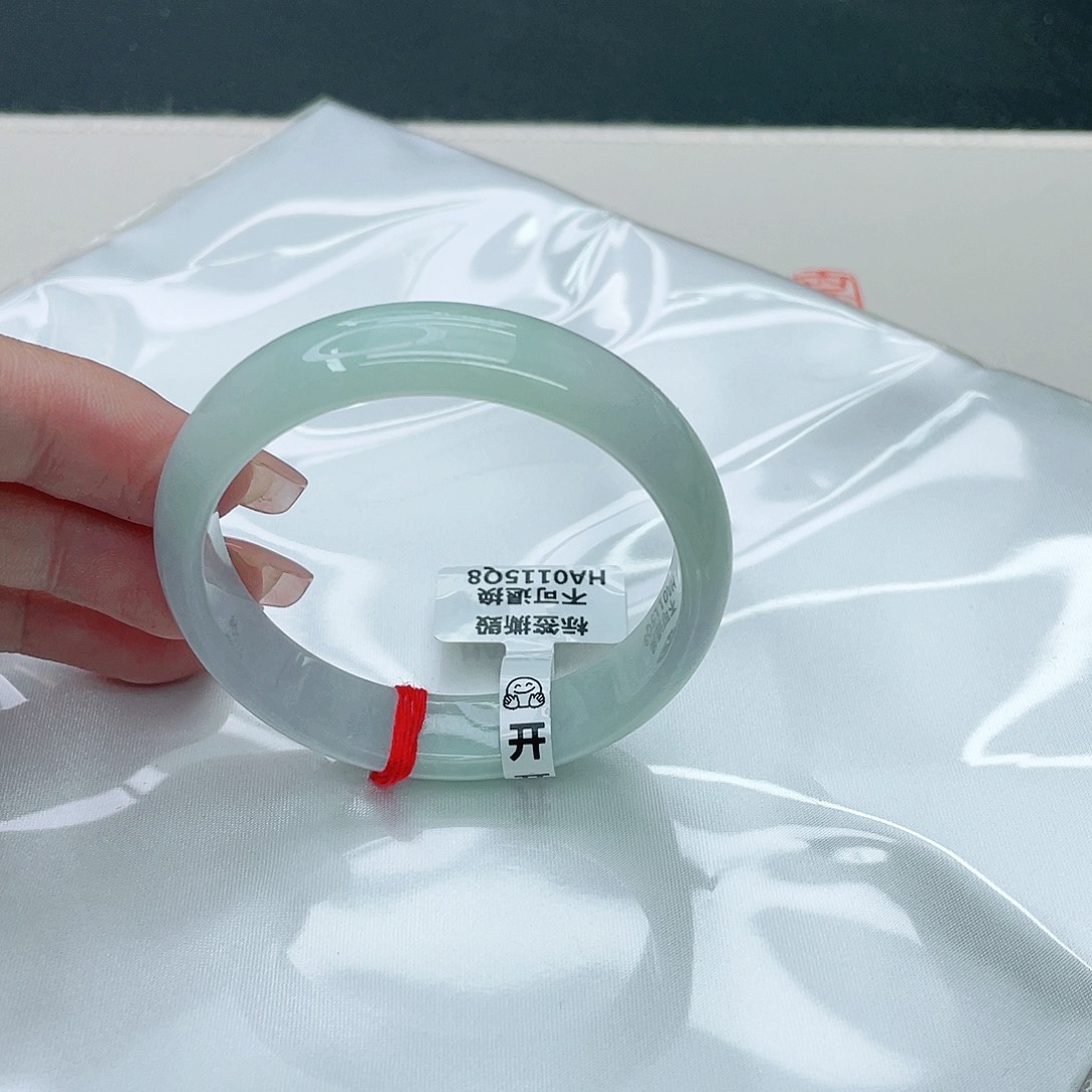 翡翠手镯未镶嵌贵妃53