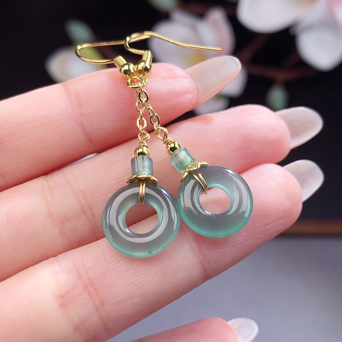 翡翠手镯（圆镯）未镶嵌