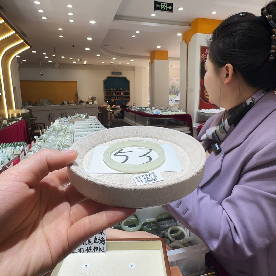 和田玉未镶嵌手镯13