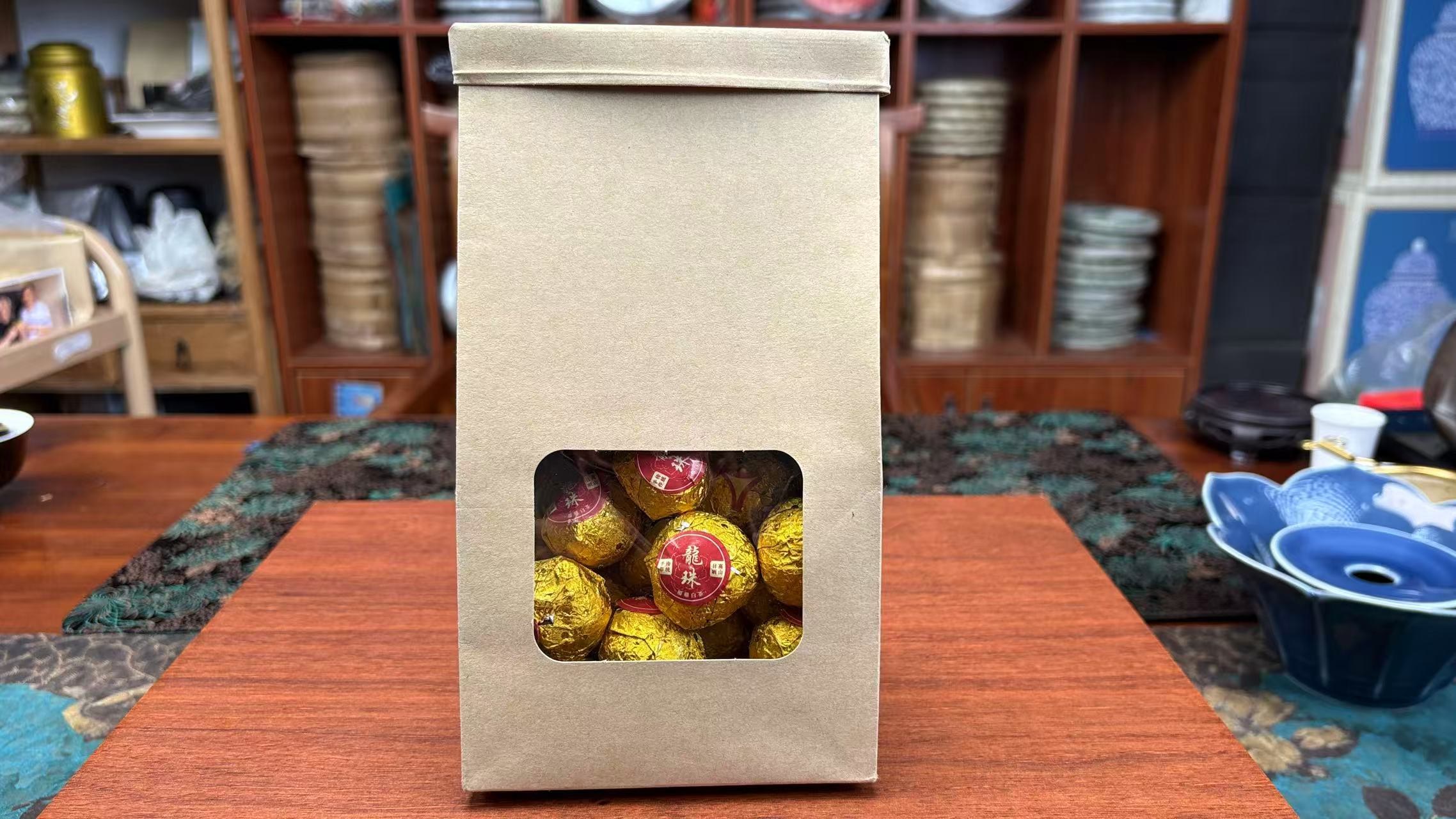 2015年龙珠老白茶30颗