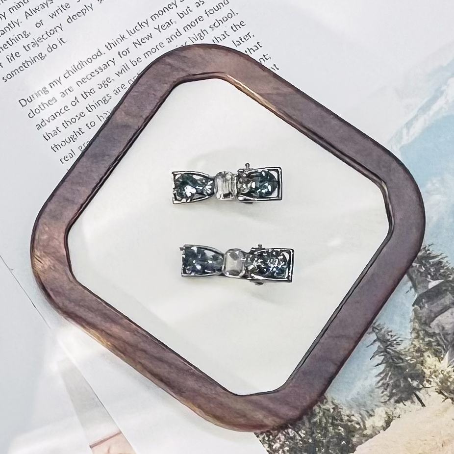 7993小巧水钻碎发压夹一对