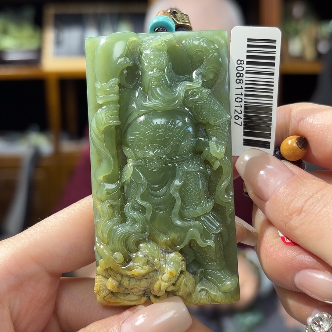 和田玉吊坠关公未镶嵌