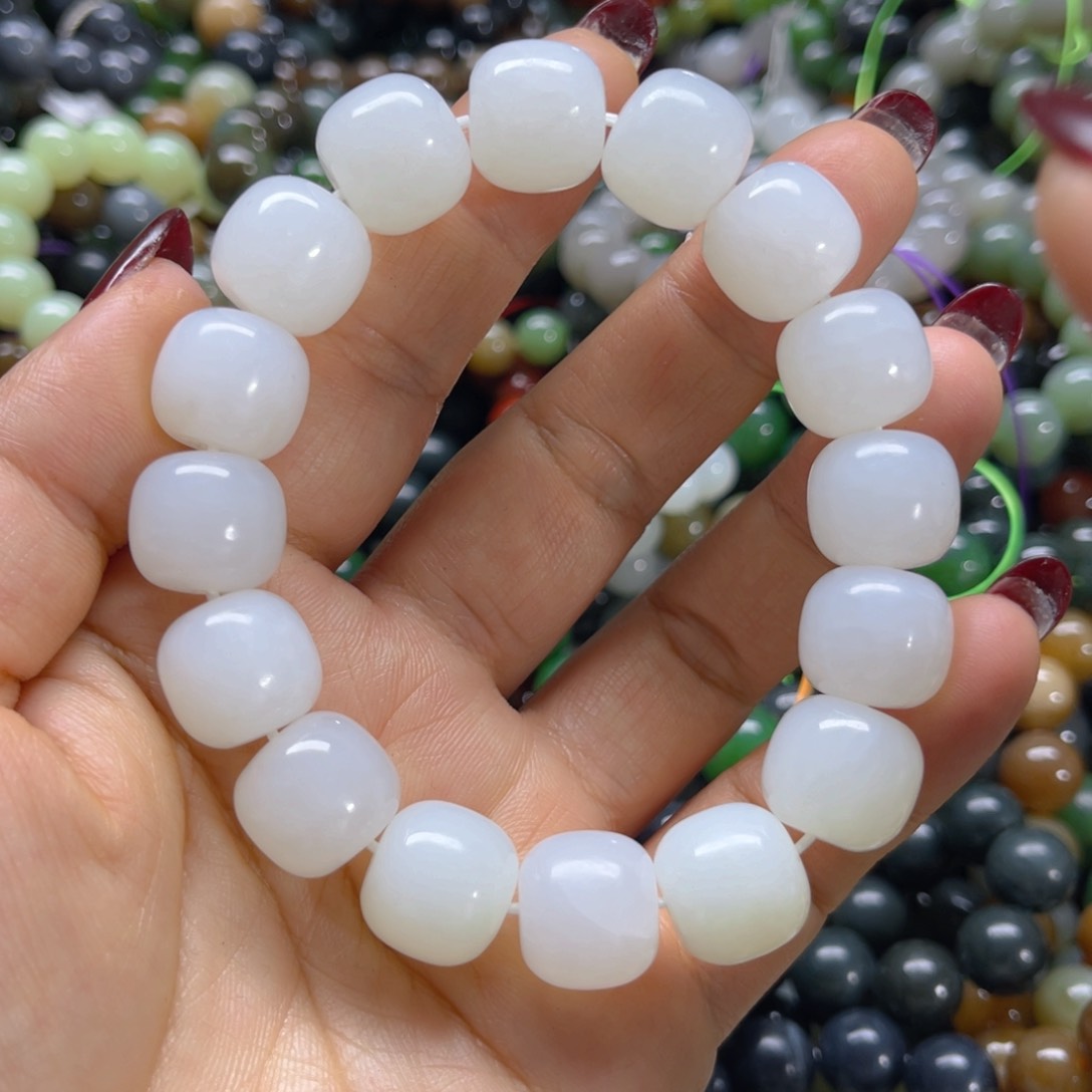 未镶嵌手链和田玉