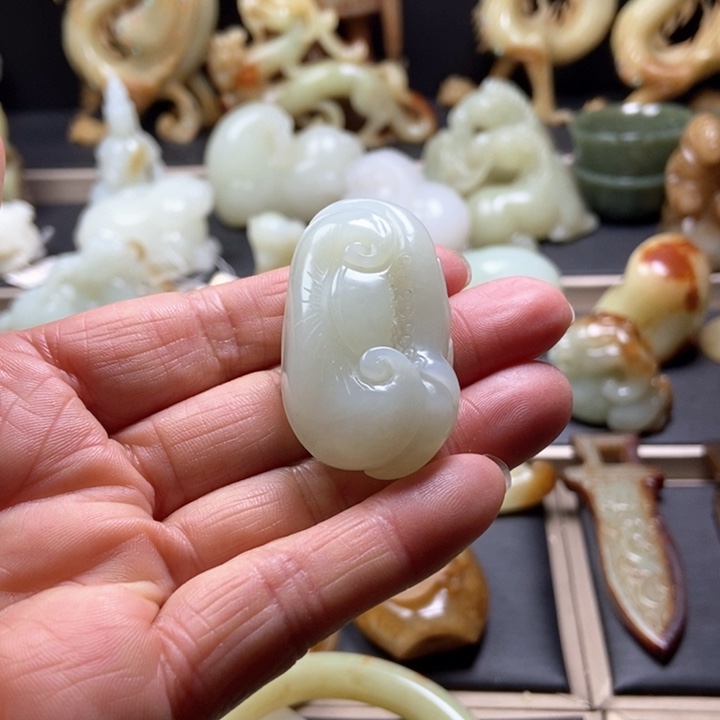 和田玉挂件未镶嵌