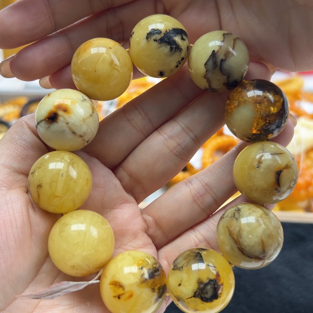 琥珀珠宝奇石未镶嵌