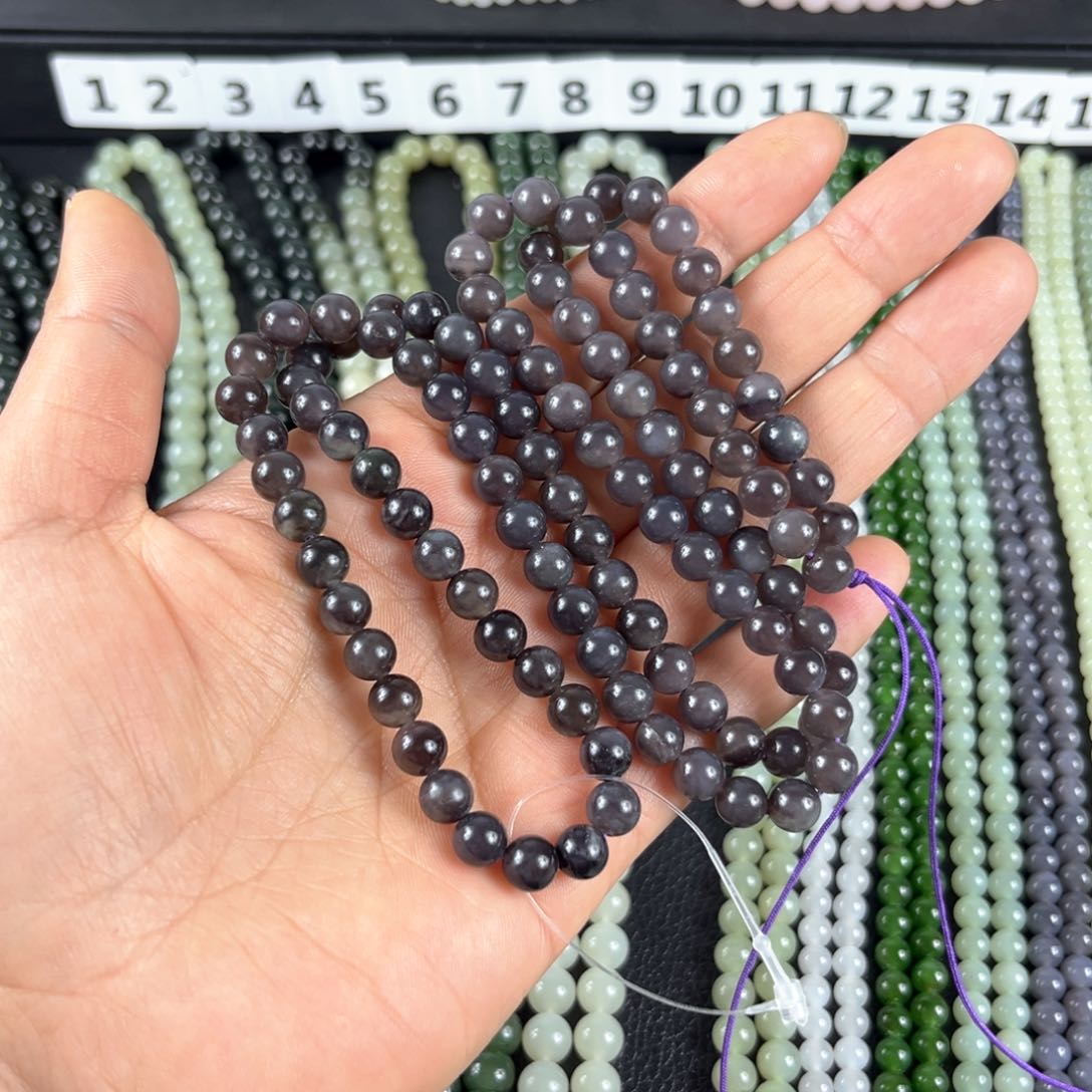 和田玉颈饰未镶嵌亮*