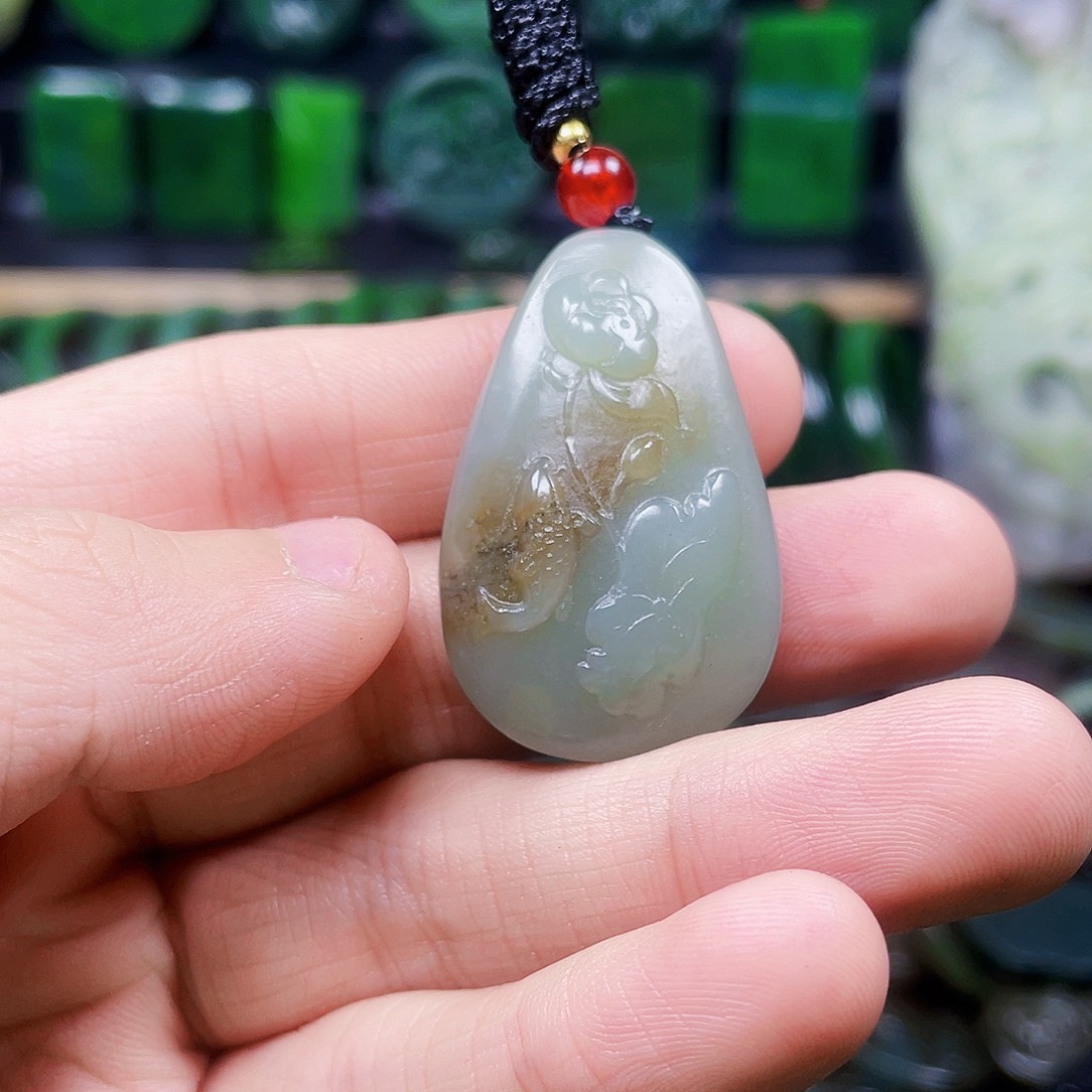 和田玉未镶嵌珠宝奇石