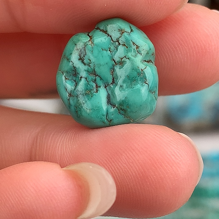 绿松石未镶嵌原矿