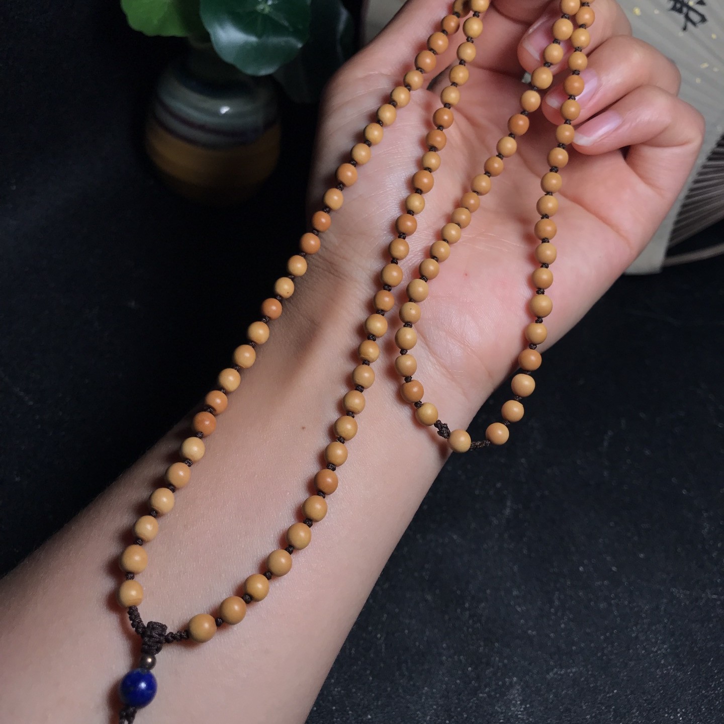 橄榄核雕刻0.5圆珠吊坠绳纯手工编织金刚结脖挂项链毛衣链百搭款