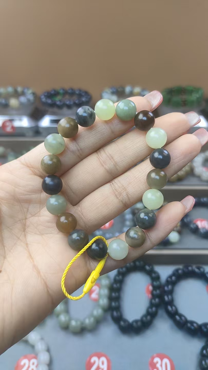 新疆和田玉楼兰卡10