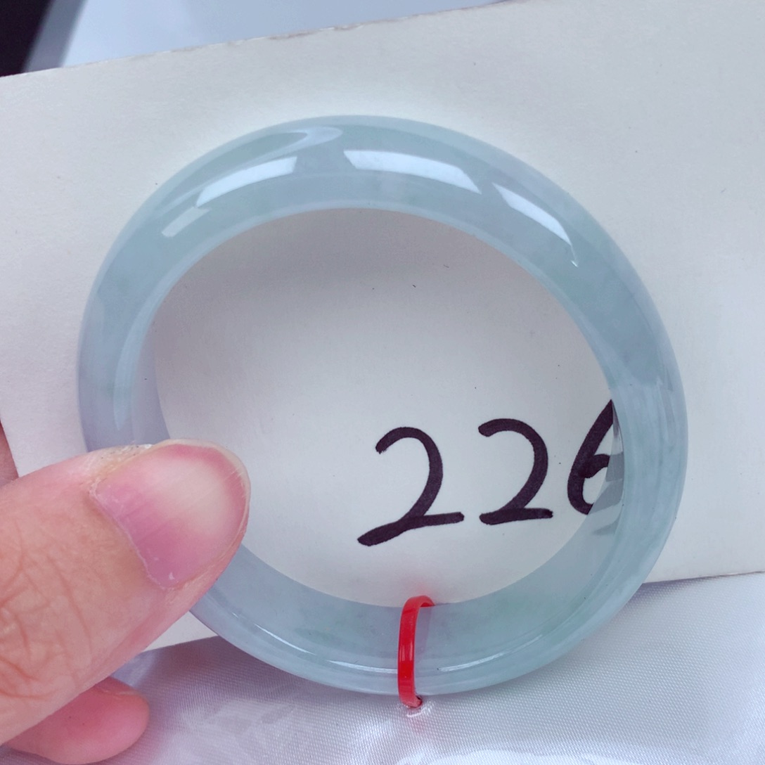 翡翠手镯（贵妃镯）未镶嵌翡翠