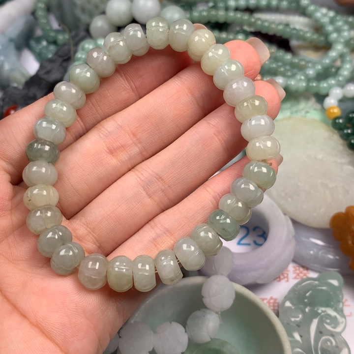 岩***石翡翠未镶嵌颈饰翡翠