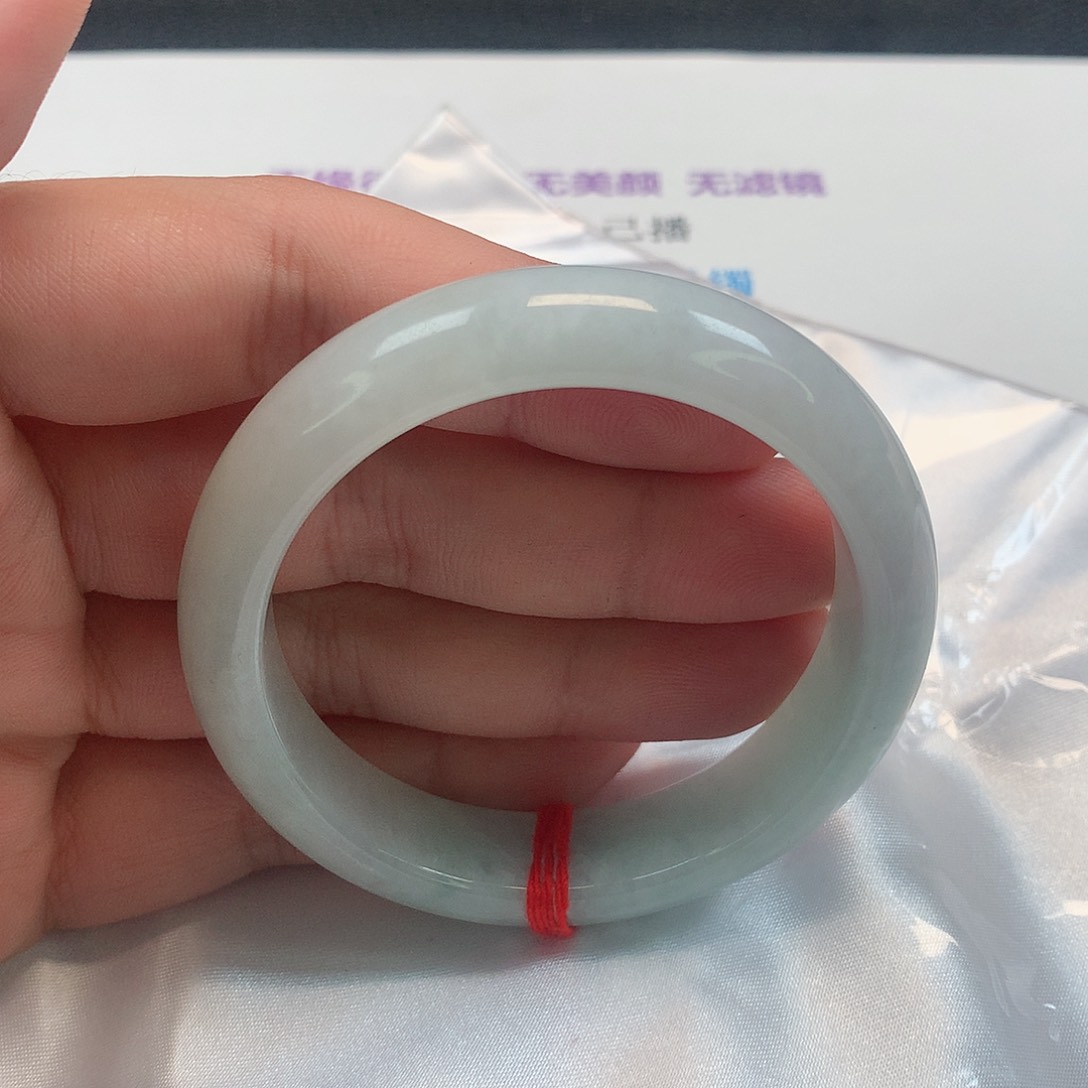 翡翠手镯未镶嵌285号