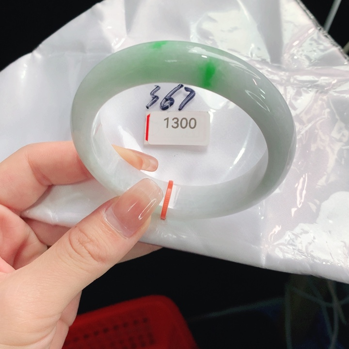 翡翠未镶嵌手镯平**?天然翡翠手镯01