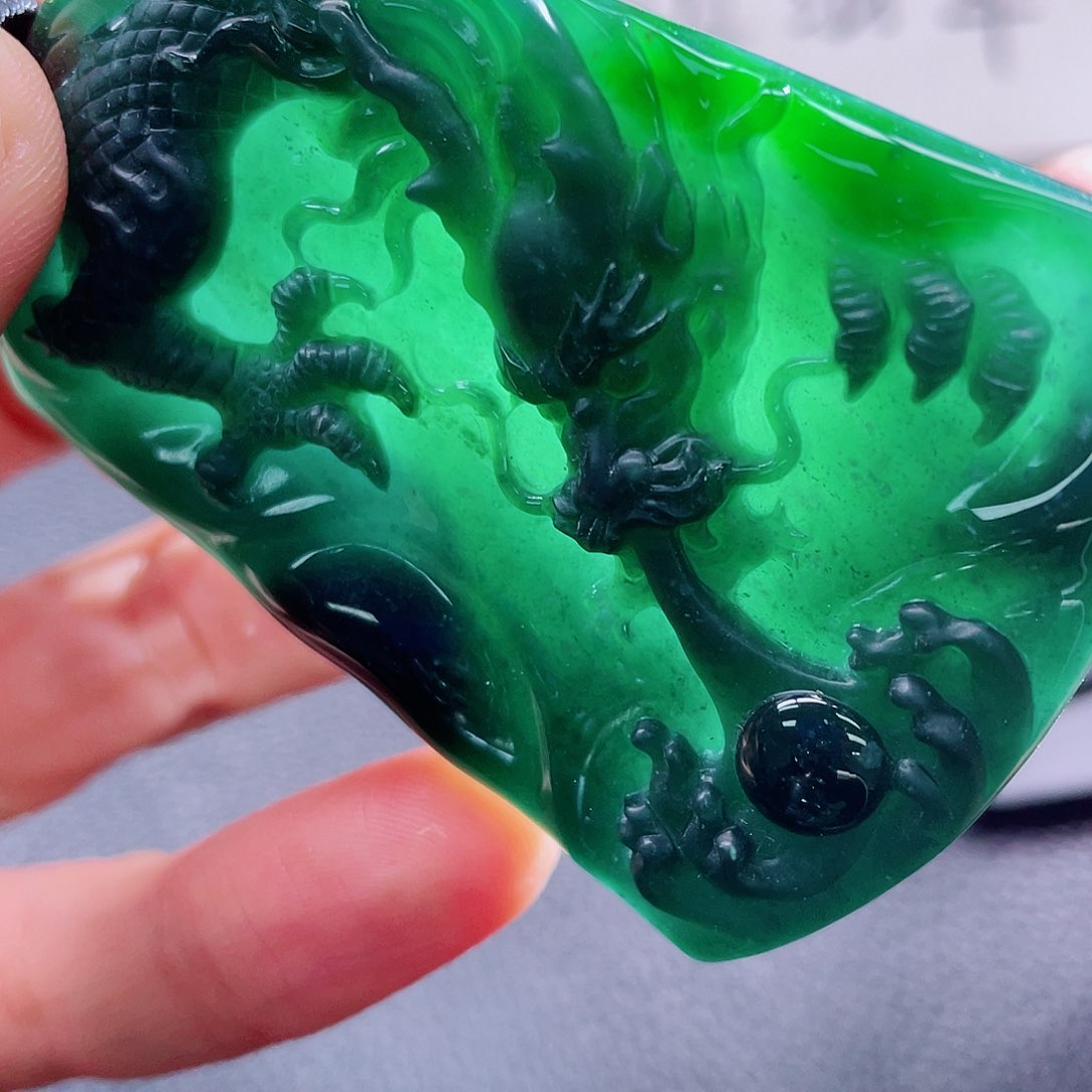 翡翠颈饰未镶嵌999999999