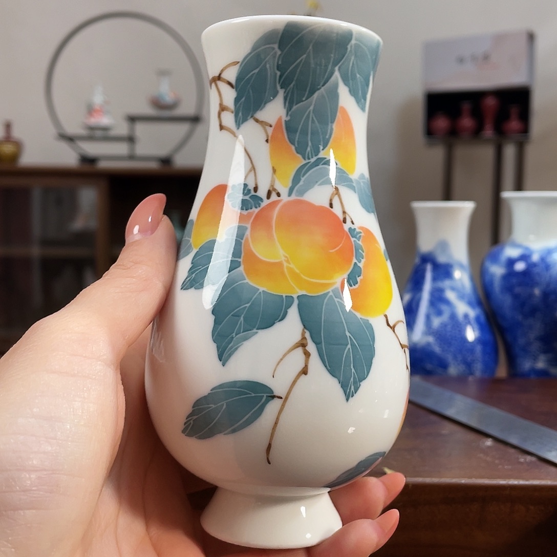 弗***E陶瓷花瓶景德镇陶瓷小花瓶