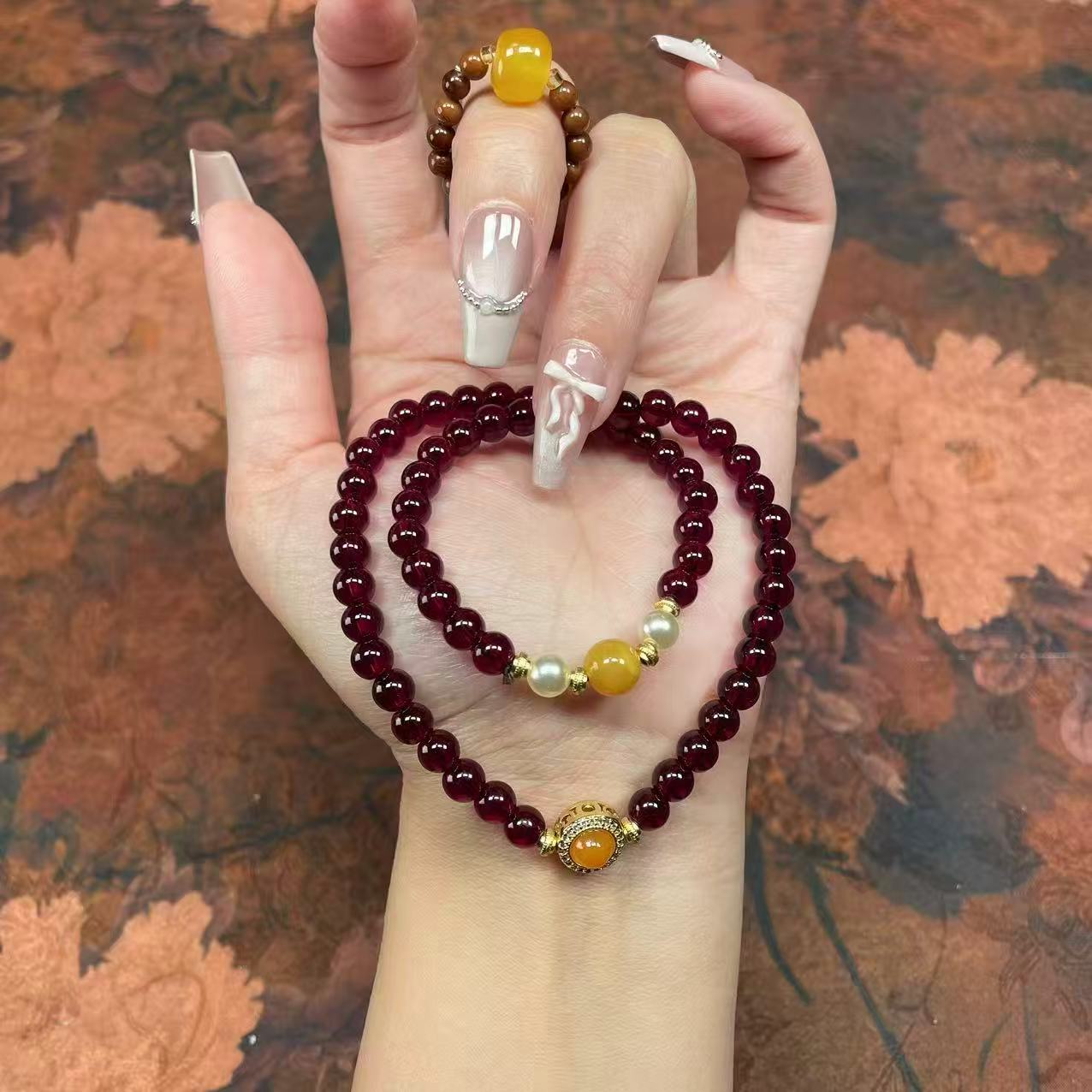 石榴石双圈精美手链无礼盒0.6MK1043